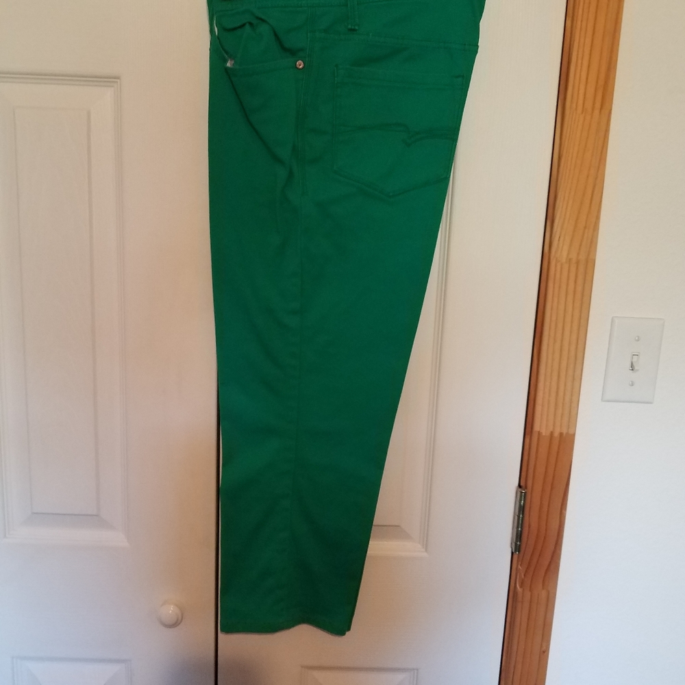 Green Capris